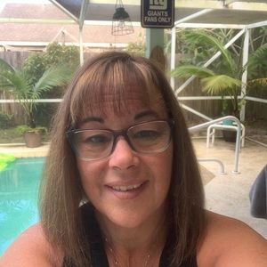 Meet your Posher, Gail